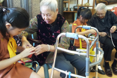 2013年12月7日「老幼共聚同樂日」安老院探訪